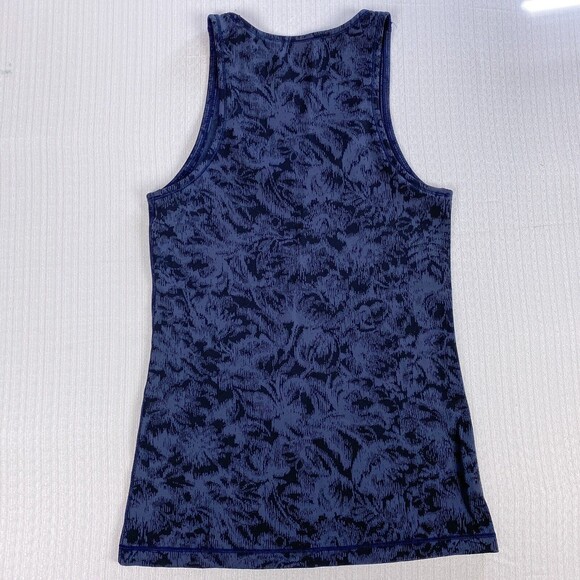 Athleta Scoop Texture Frosted Floral Tank - Picture 2 of 9